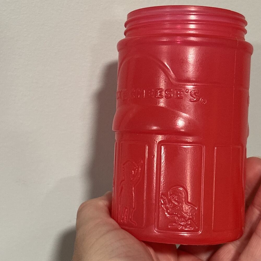 Chuck E Cheese Super Chuck Superhero Plastic Souvenir Cup Bottle Red 10oz HTF - Picture 10 of 10